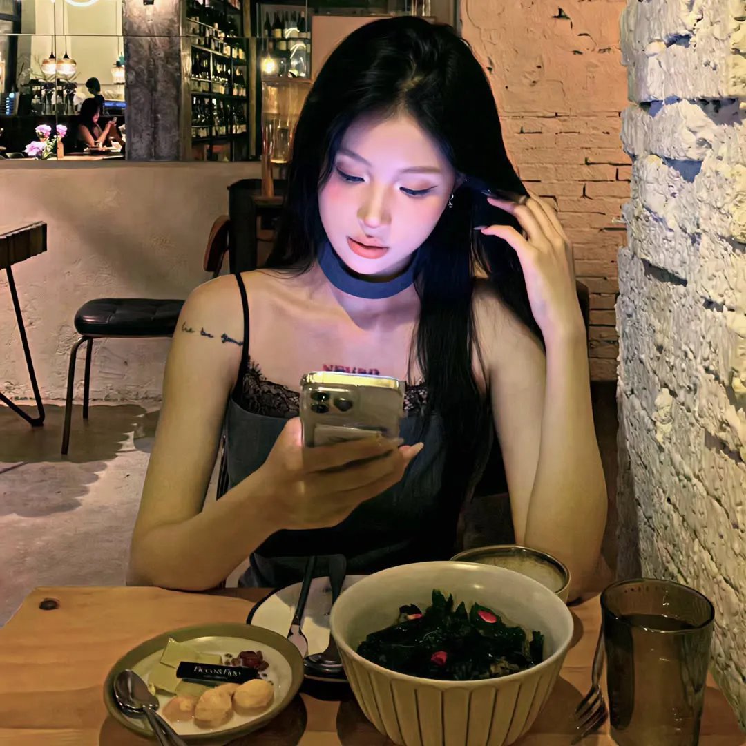 鸣鸟不飞：乌云密布